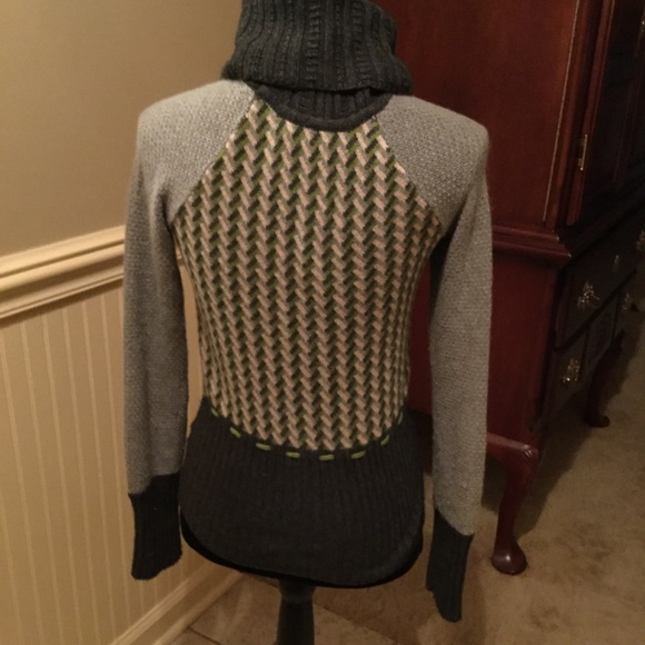 Anthropology Sparrow Cowl Neck Sweater Size XS - Picture 4 of 7